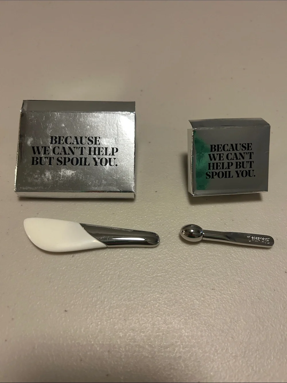 Il Makiage Cosmetic Spatula & Scoop Set, brand new